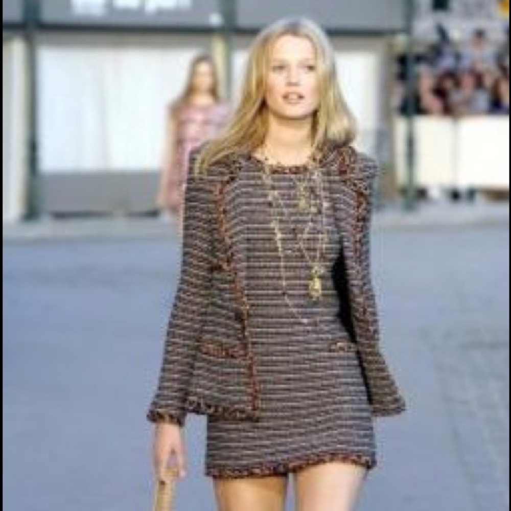 Authentic Chanel tweed dress! Size42